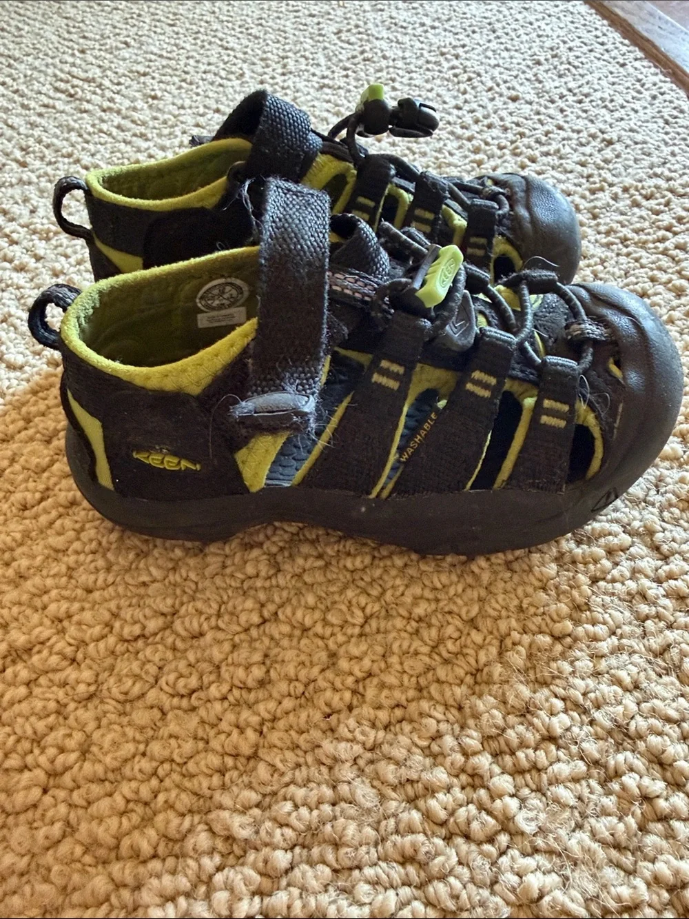 Keen Kids Black and Lime Green Closed-Toe Sport Sandals - Picture 1 of 3